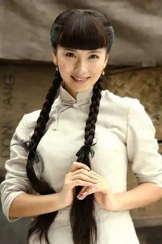 女明星民国装林心如最美唐嫣甜董洁最清纯