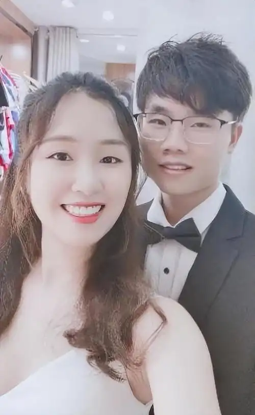 我90后马来西亚姑娘倒追中国老公准备把亲人领到中国办婚礼