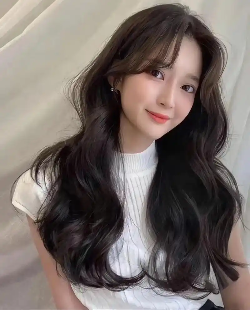 氛围感发型推荐#中长发韩式气垫烫 圆脸婴儿肥大救星发型, 发根撂体