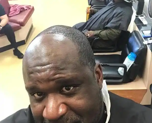 光头一度成为球员们的代表,但如今,nba球员们更愿意通过奇特的发型来