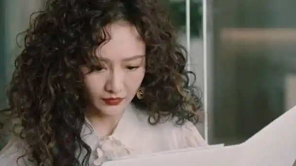 王鸥新剧离婚躲债##田甜老公破产负债1亿##小满生活