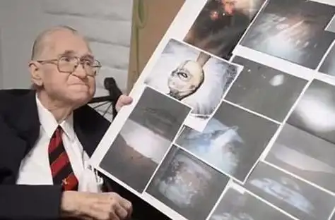 网上还有罗斯威尔活着的外星人照片呢