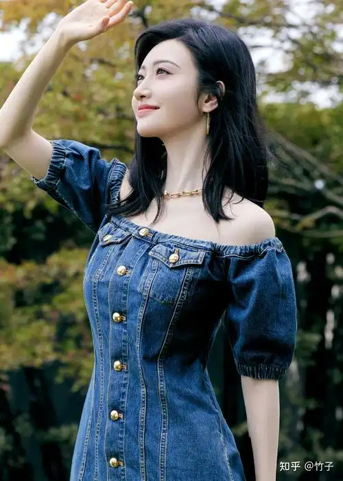 景甜最新美照分享今日份的氧气清新少女甜好美好甜啊