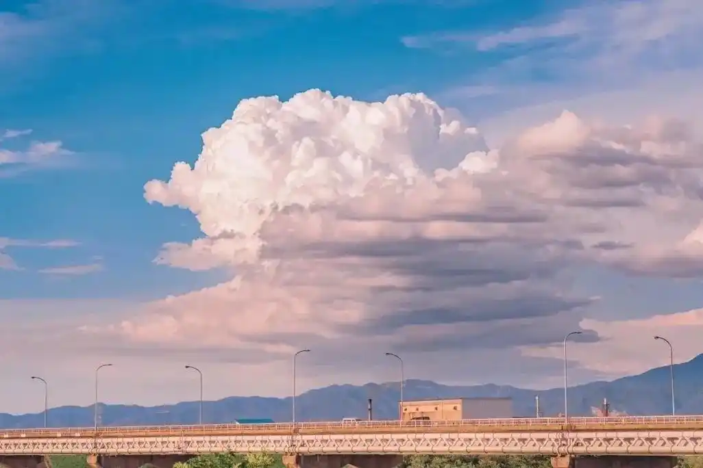 背景图 #云朵背景图 #天空背景图  - 抖音