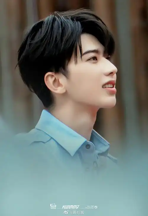 萌虎蓝队队长蔡徐坤也太甜太可爱啦