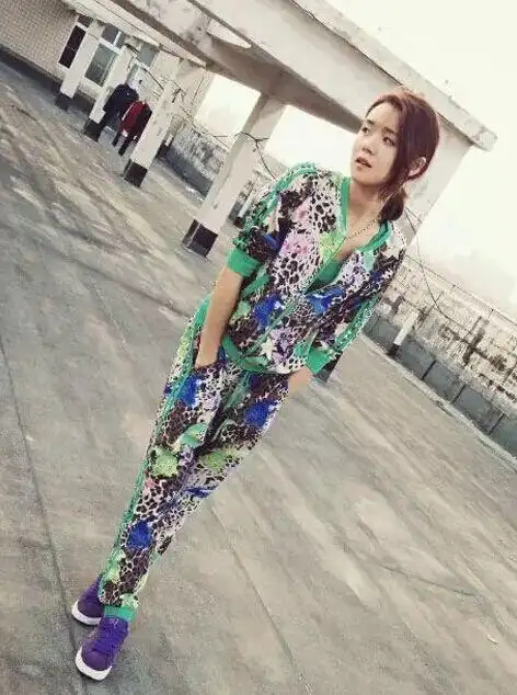 超级女声张婉清身高年龄多大了 张婉清个人资料微博靓丽私照曝光(2)