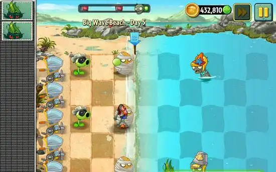 缠绕海藻的大招是随机性的清掉几只僵尸,还算比较给力,对于清理大批