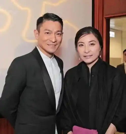 刘德华郭晶晶合影一样的鼻子都是有福之人一个帅气一个优雅