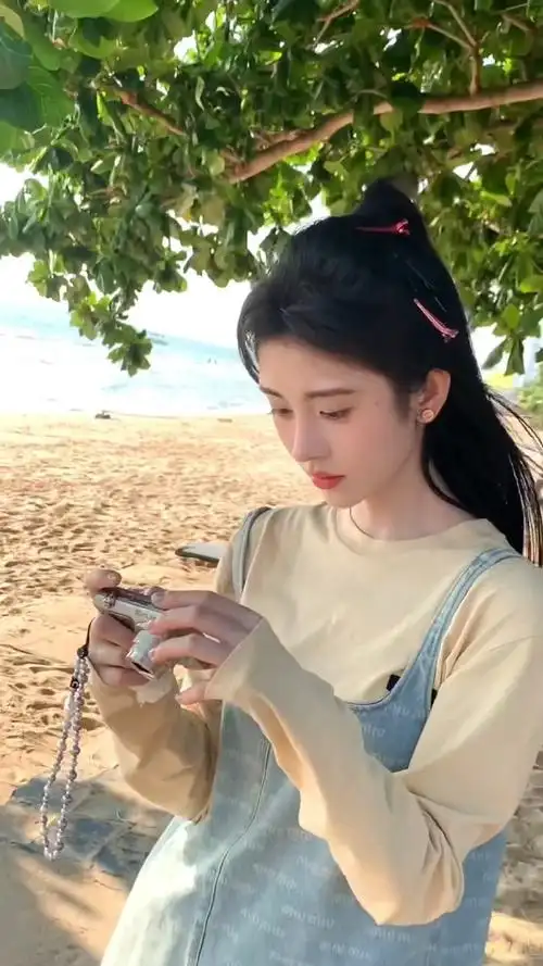 鞠婧祎##鞠婧祎海边plog#  小可爱很爱分享哟!  我喜欢我喜欢