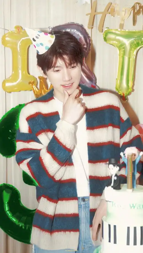 立冬可爱97生日快乐@tfboys-王源#王源23岁且放青山远