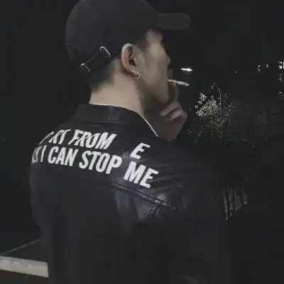 颓废男生头像伤心的男生对温柔着迷