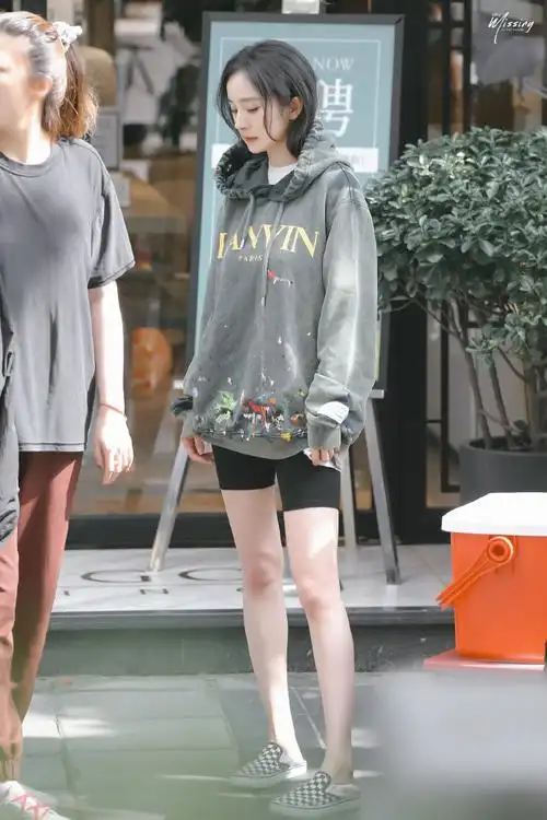 卫衣穿搭##杨幂私服