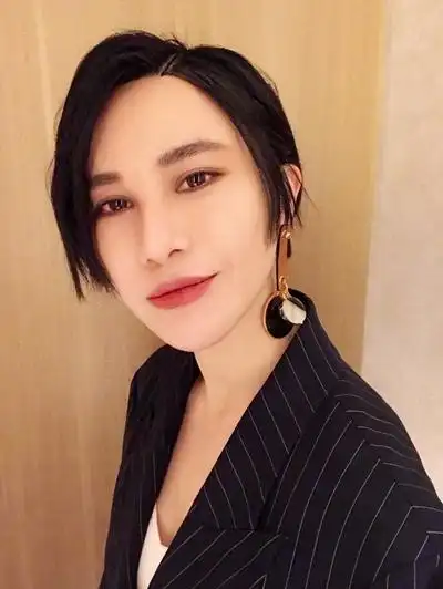 尚雯婕翻牌回应恋爱说:谁恋爱了还有空来挨骂!