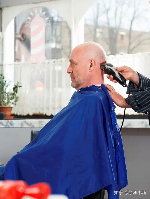 剃光头后头发为什么长得快?