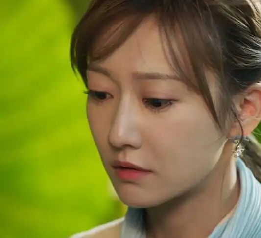 原来,厉腾之所以不承认自己是lee是为了阮念初好,也