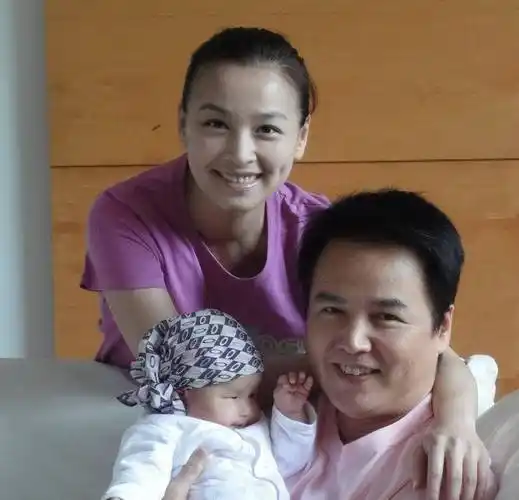 资产解冻,张庭夫妇迪拜疯狂买楼,花1亿迪拉姆,买6套海景房_林瑞阳