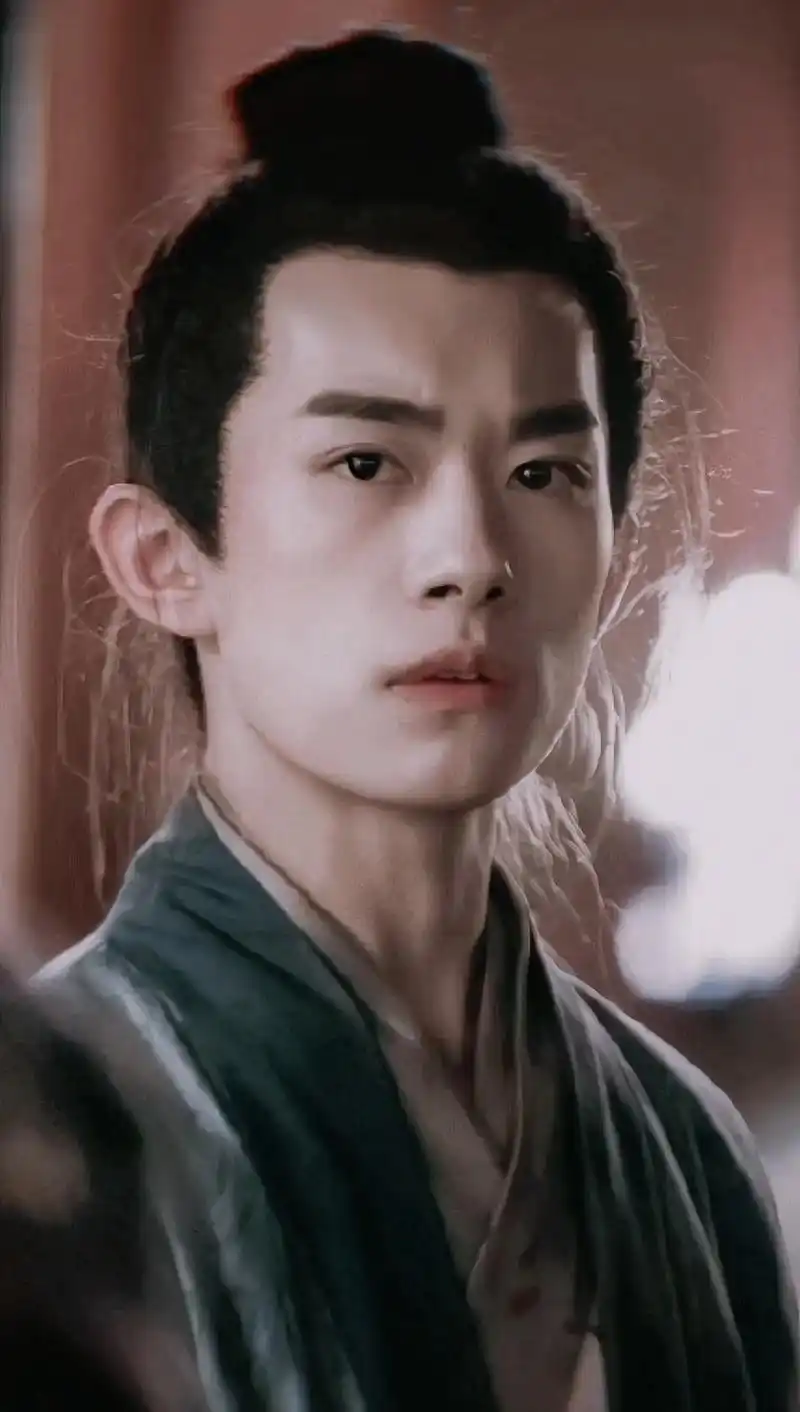 拥有一身清贵之气——李必  #易烊千玺 #fyp #壁纸 # - 抖音