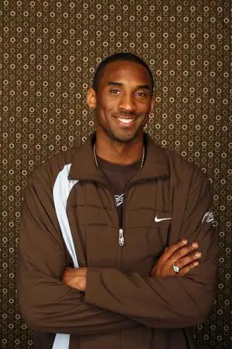 图文宣传照中的全明星科比永远温和而自信的微笑