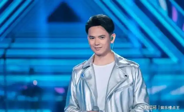 张恒远是《中国好声音第二季》,汪峰战队的学员,当年惜败冠军李琦