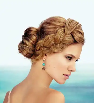 怎样盘发适合礼服 小礼服搭配简单盘发(4)