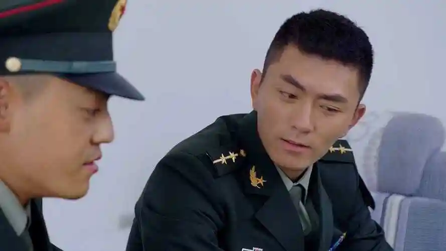 57速看《热血尖兵》第28集:三兄弟几年后见面,竟是以此方式电视剧队长