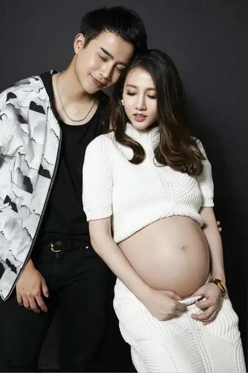 那些明星孕照写真