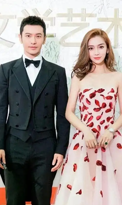 杨颖最近的状态可以说是十分紧张,连续两次登上热搜榜|黄晓明|陈伟霆