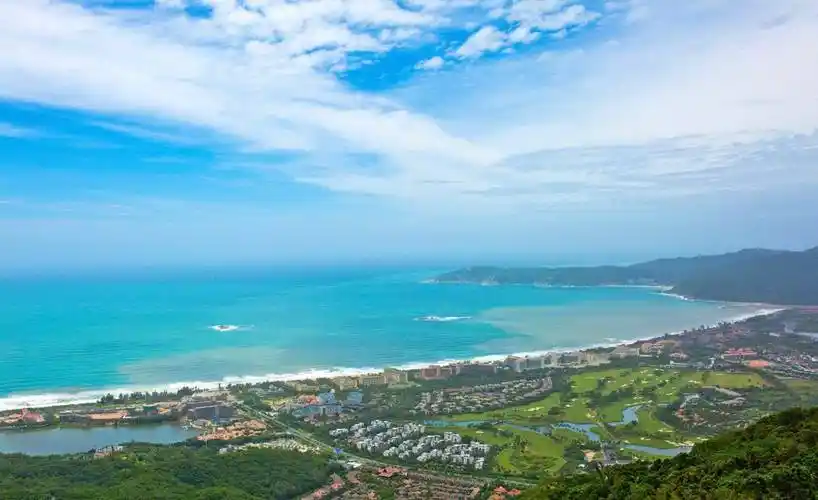 三亚的亚龙湾·被誉为"天下第一湾" !