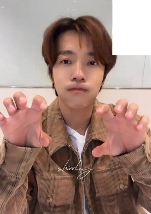 李东海饭拍##李东海演员出击