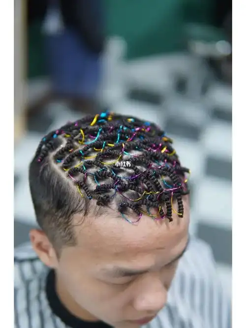 (还可做成辫子款得黑人烫)#barbershop  #男生黑人烫  #脏辫  #爆炸头