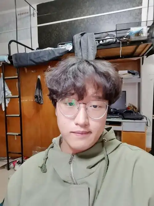 普通男生大概长什么样?