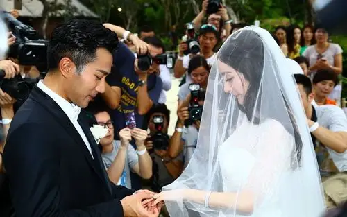 杨幂婚礼现场婚纱照