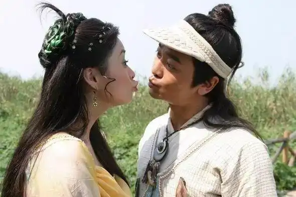 三仙女和金吒二仙女和黑鹰大仙女和食神每对cp都有自己的特色:欢喜