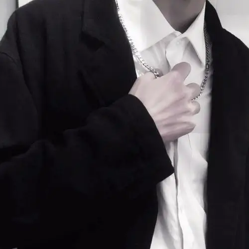 野洵 半身男头喜收藏 禁二传.