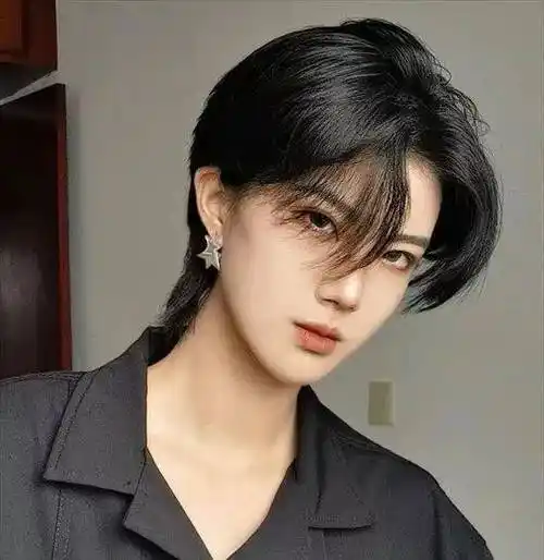 文艺风短发发型 轻松打造日系小清新风格