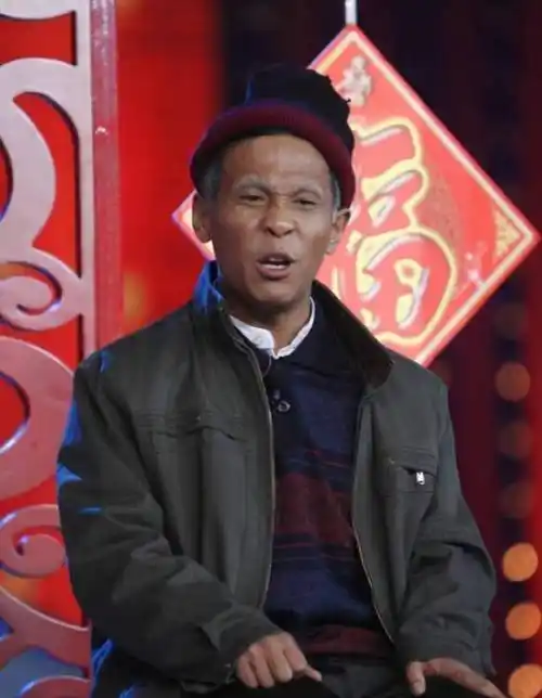 宋小宝的"跌宕"人生:舞台上的光鲜,往往都没有那么容易_喜剧_表演