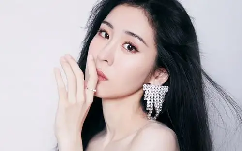 张碧晨抹胸亮片长裙壁纸1011