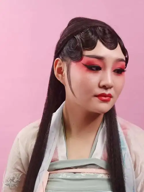 忽略颜值,3分钟教你戏曲花旦妆面怎么画