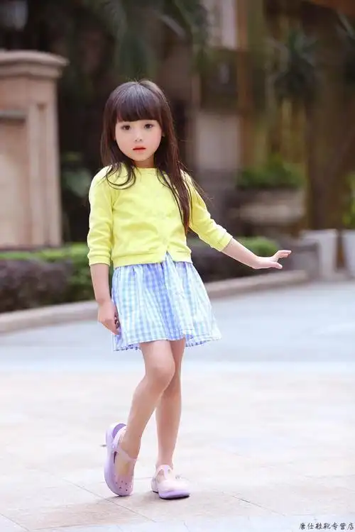 迪卡骆儿童洞洞鞋 玛丽珍凉鞋 女童变色果冻鞋防滑沙滩鞋夏季亲子款