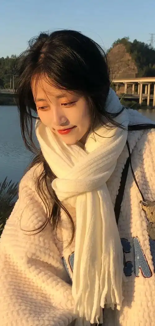 高清美女手机壁纸:人生倏忽一梦中,老去自惊秦塞雁