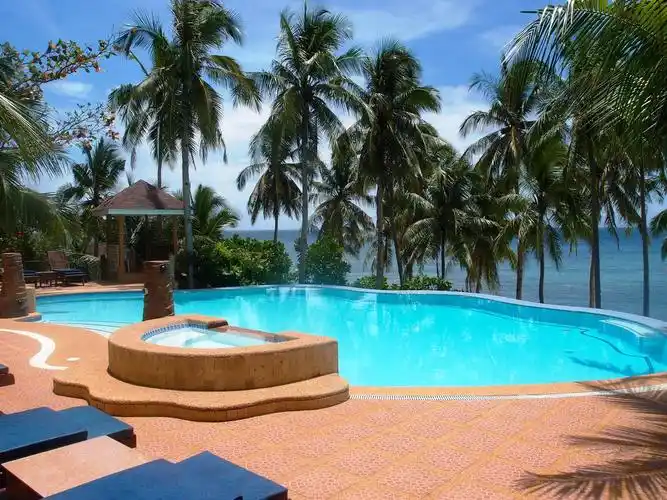 安达白沙滩度假村