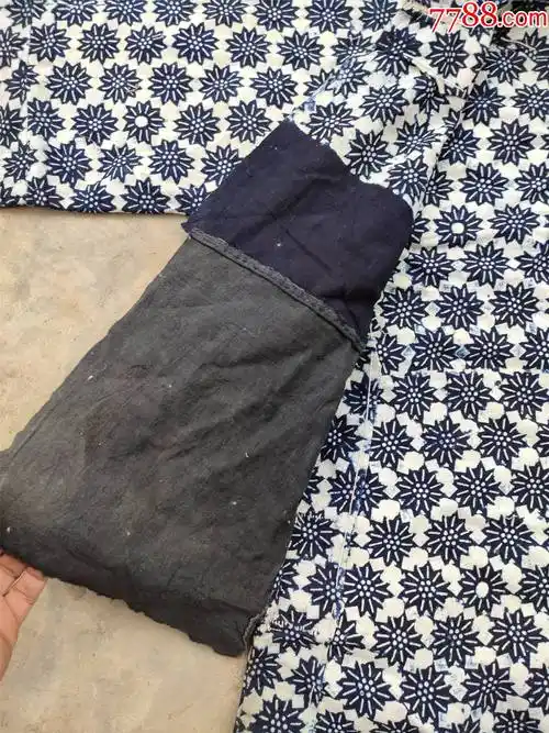 0浏览量:备注:破烂老衣服,品相完好如图所示简介:其他旧衣服