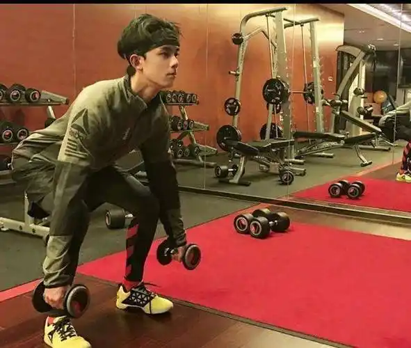 吴磊自爆自己的健身要诀,快拿小本本记下来!