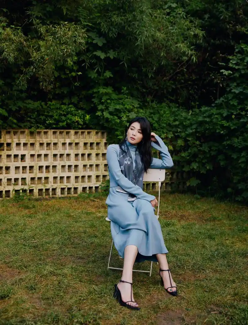 刘涛不愧是行走的"时尚模板",她的冬季穿搭思维,很值得学