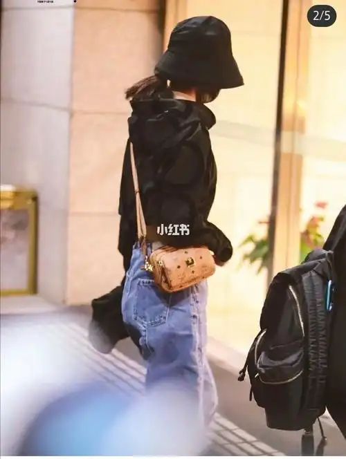 赵丽颖同款mcm包包