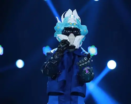 意不意外?"蒙面唱将"的面具之下,藏着音乐的灵魂!