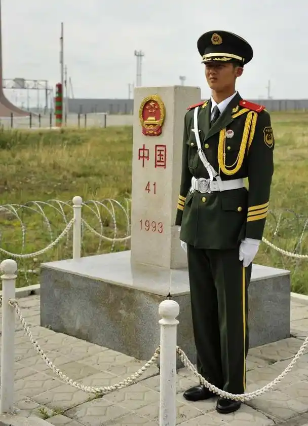 看完你会热泪盈眶|军人|解放军|战士_新浪新闻