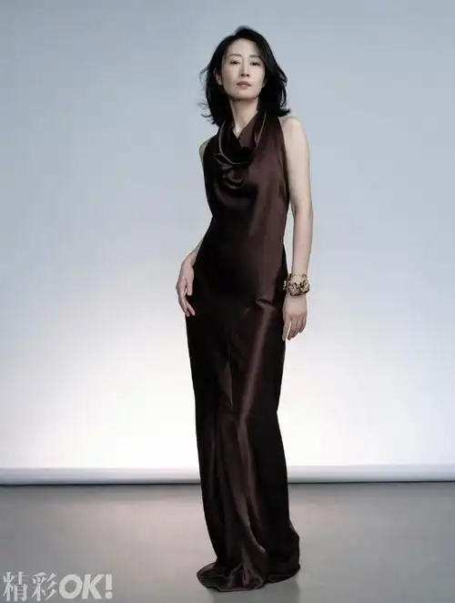 刘敏涛沧海凝辉封面大片##刘敏涛再现红色高跟鞋