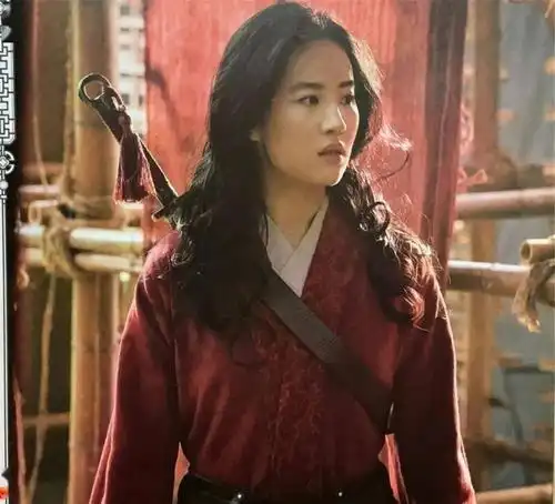 花木兰未公开画面流出刘亦菲女扮男装