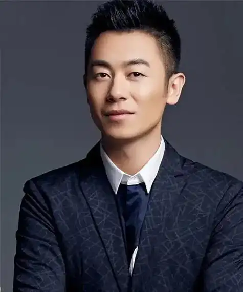 全网都在追的剧主角朱亚文火了97!